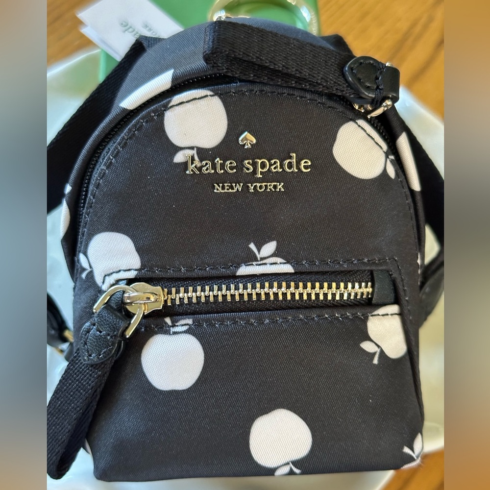 ♠️ NWT Kate Spade Charm, Micro Apple Backpack Charm For A Purse ♠️